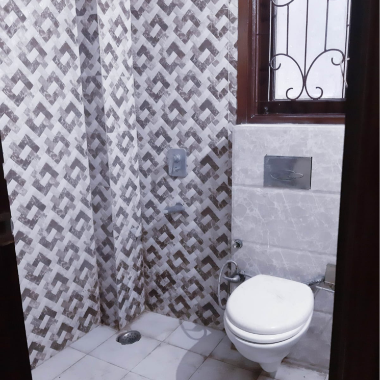 Bathroom, malviya nagar 2 Bedroom 900 Sq.Ft. Builder Floor In Malviya Nagar Delhi 8972891