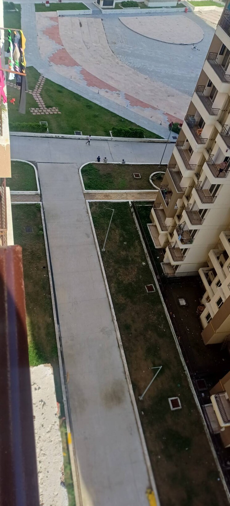 Balcony, amrapali-golf-homes 2 Bedroom 835 Sq.Ft. Apartment In Sector 4 Greater Noida Greater Noida 8972892