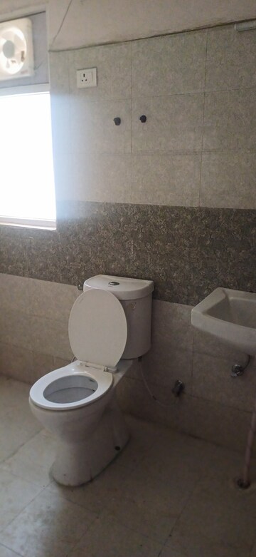 Bathroom in 2 BHK Apartment at Amrapali Golf Homes, Sector 4 Greater Noida – for Rent