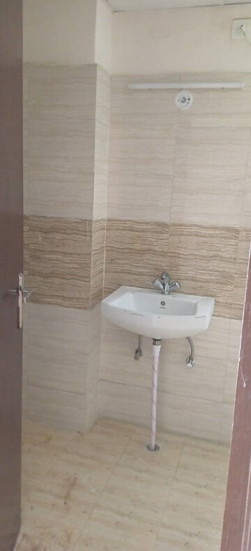 Bathroom in 2 BHK Apartment at Amrapali Golf Homes, Sector 4 Greater Noida – for Rent