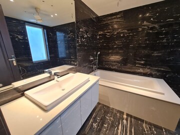 Bathroom in 4 BHK Builder Floor at Safdarjung Enclave – for Rent