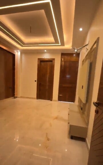 Bedroom in 4 BHK Builder Floor at Indrapuram – for Sale