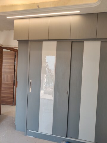 Furnished Amenities in 2 BHK Apartment at Signature Global Prime, Sector 63a – for Rent
