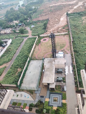 Master Plan in 2 BHK Apartment at Signature Global Prime, Sector 63a – for Rent