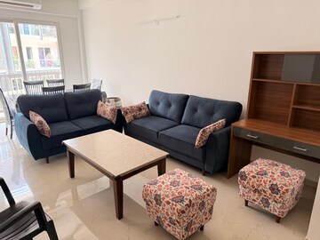 Bedroom in 3 BHK Apartment at Smart World Orchard, Sector 61 – for Rent