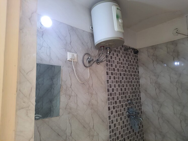 Bathroom, lucky-the-palm-valley 2 Bedroom 980 Sq.Ft. Builder Floor In Sector 1 Greater Noida Greater Noida 8972926