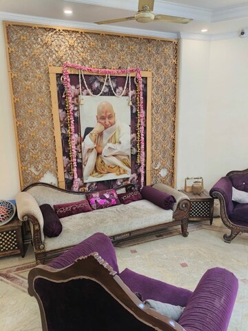Living Room in 3.5 BHK Builder Floor at Kirti Nagar – for Rent
