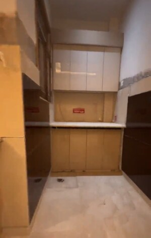 Furnished Amenities in 4 BHK Apartment at Indrapuram – for Sale