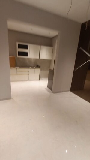 Room in 3 BHK Apartment at Sonigara 24 Sunshine Viva, Pimple Saudagar – for Sale