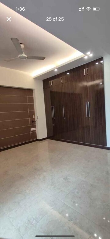 Room in 3 BHK Builder Floor at Shivalik Colony – for Rent