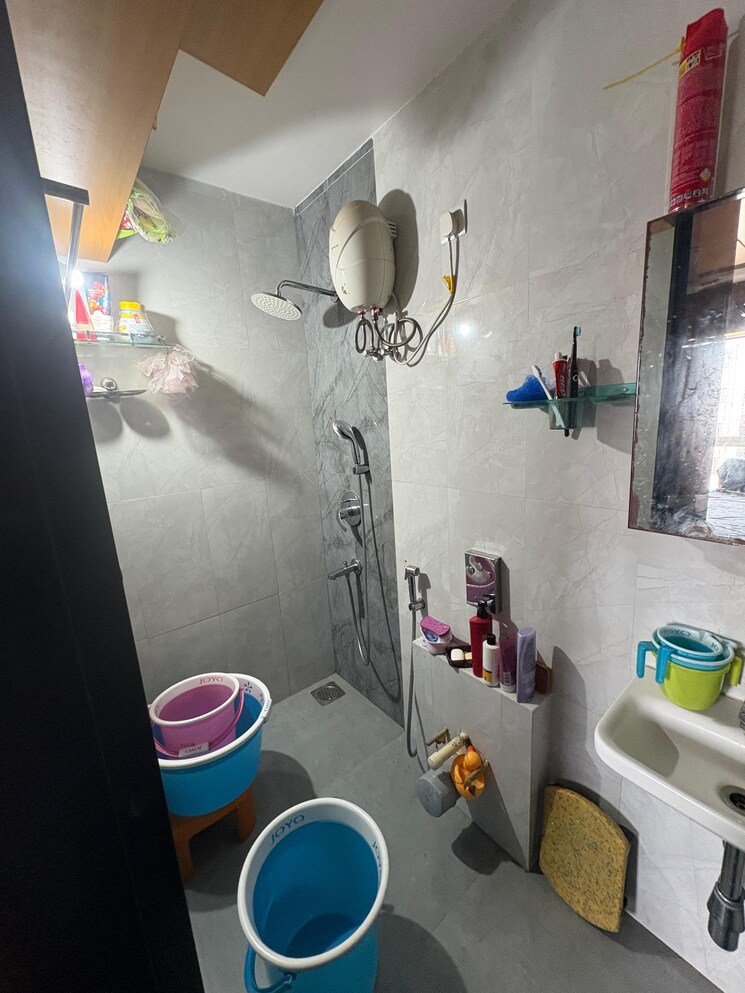 Bathroom, the-baya-junction 1 Bedroom 428 Sq.Ft. Apartment In Chembur Mumbai 8972941
