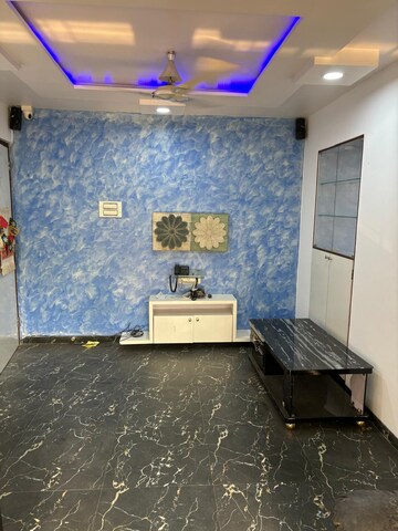 Team Area in 1 BHK Apartment at Juhu Abhishek Chs Ltd, Andheri West – for Rent