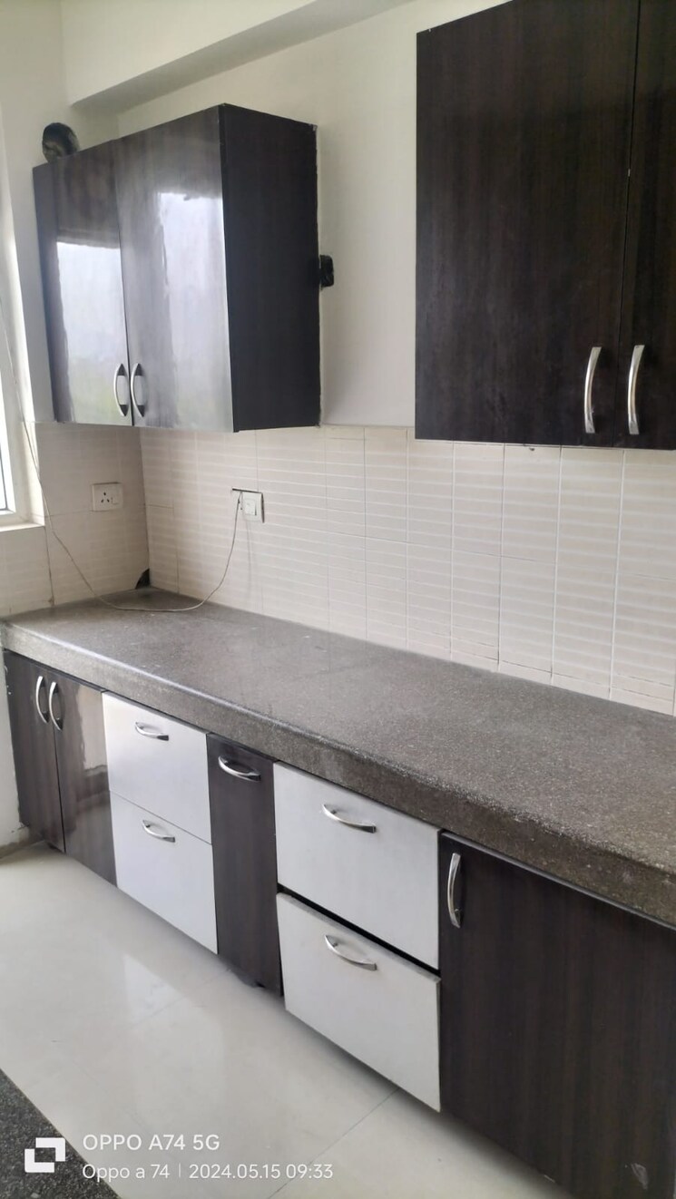 Kitchen, tulip-yellow 3 Bedroom 1704 Sq.Ft. Apartment In Sector 69 Gurgaon 8972951