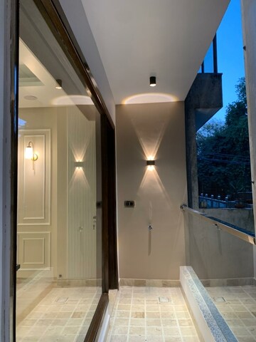 Building Lobby in 3.5 BHK Builder Floor at Kirti Nagar – for Rent