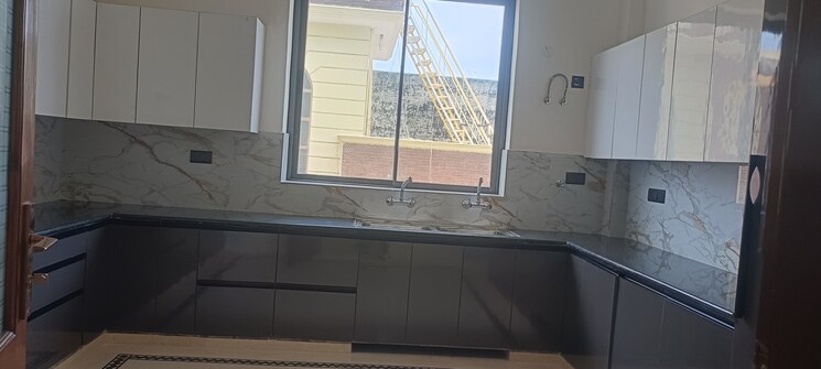 Kitchen, sector 50 6+ Bedroom 350 Sq.Yd. Villa In Sector 50 Noida 8972956