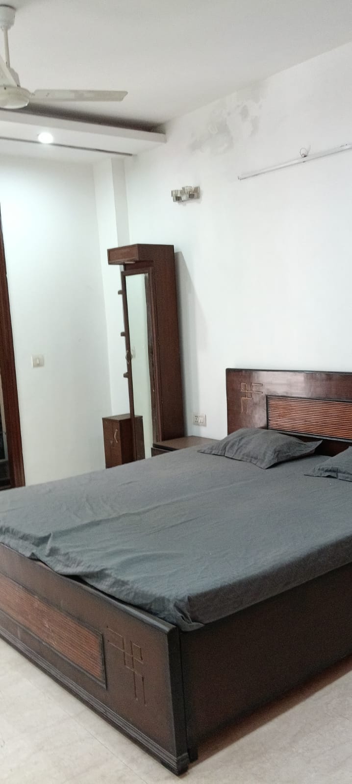 3 BHK + Study Room Builder Floor For Rent in Boutique Residential Apartment