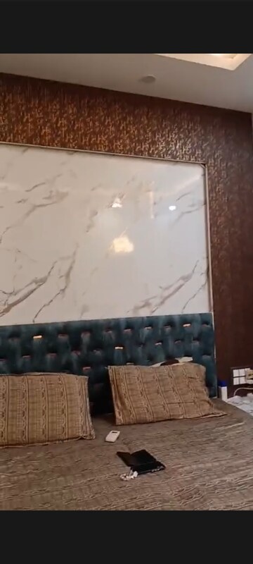 Kitchen in 3 BHK Builder Floor at East of Kailash Block-B RWA, East Of Kailash – for Sale