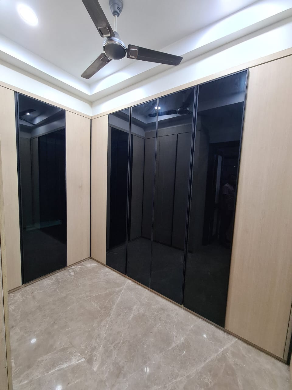 6 BHK + Pooja Room Villa For Sale in Rwa Sector 39 Noida 
