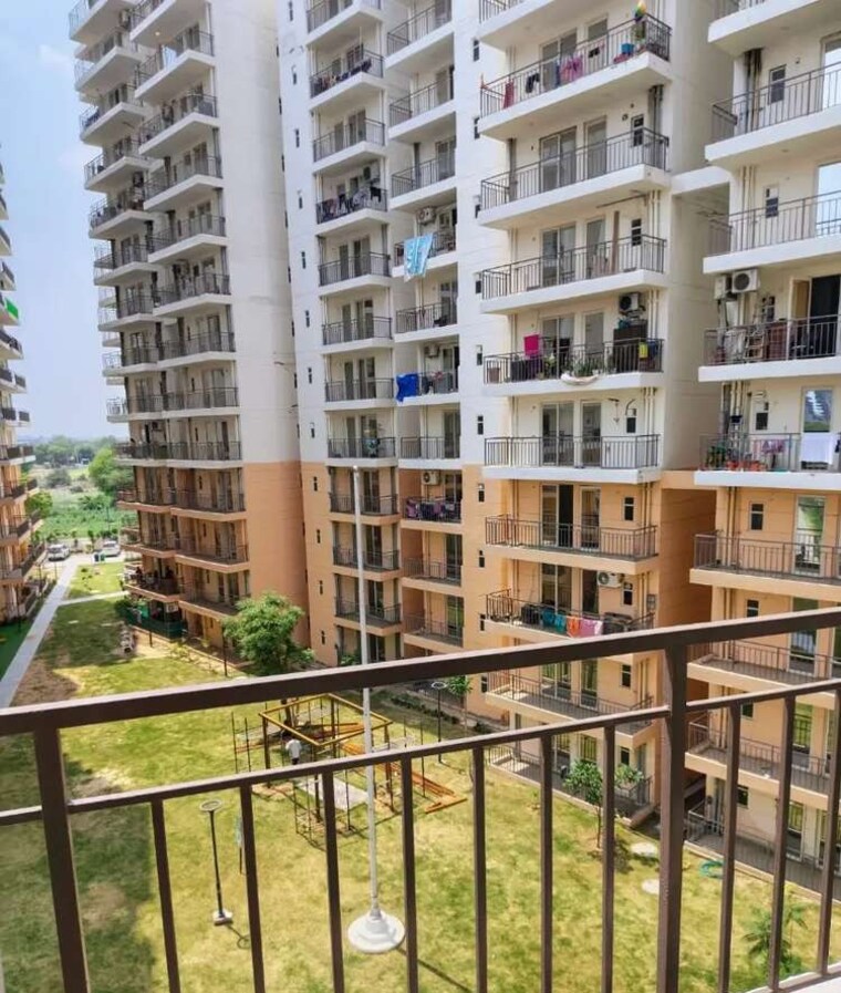 Exterior View, rof-amaltas 3 Bedroom 1050 Sq.Ft. Apartment In Sector 92 Gurgaon 8973019