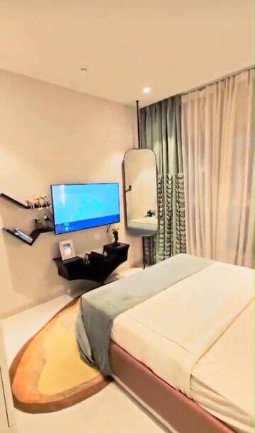 Team Area in 3 BHK Apartment at Kalpataru Vivant, Jogeshwari East – for Sale
