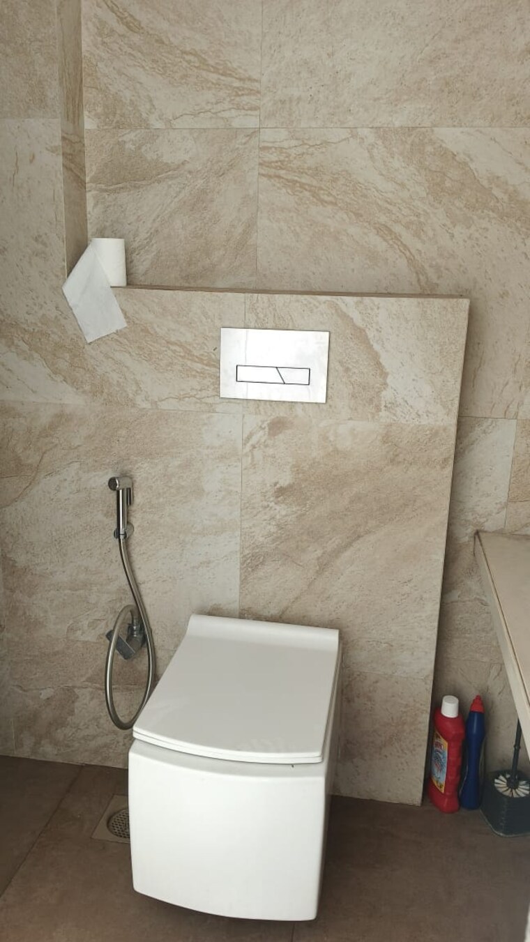Bathroom, kanakia-silicon-valley 2 Bedroom 727 Sq.Ft. Apartment In Powai Mumbai 8973029