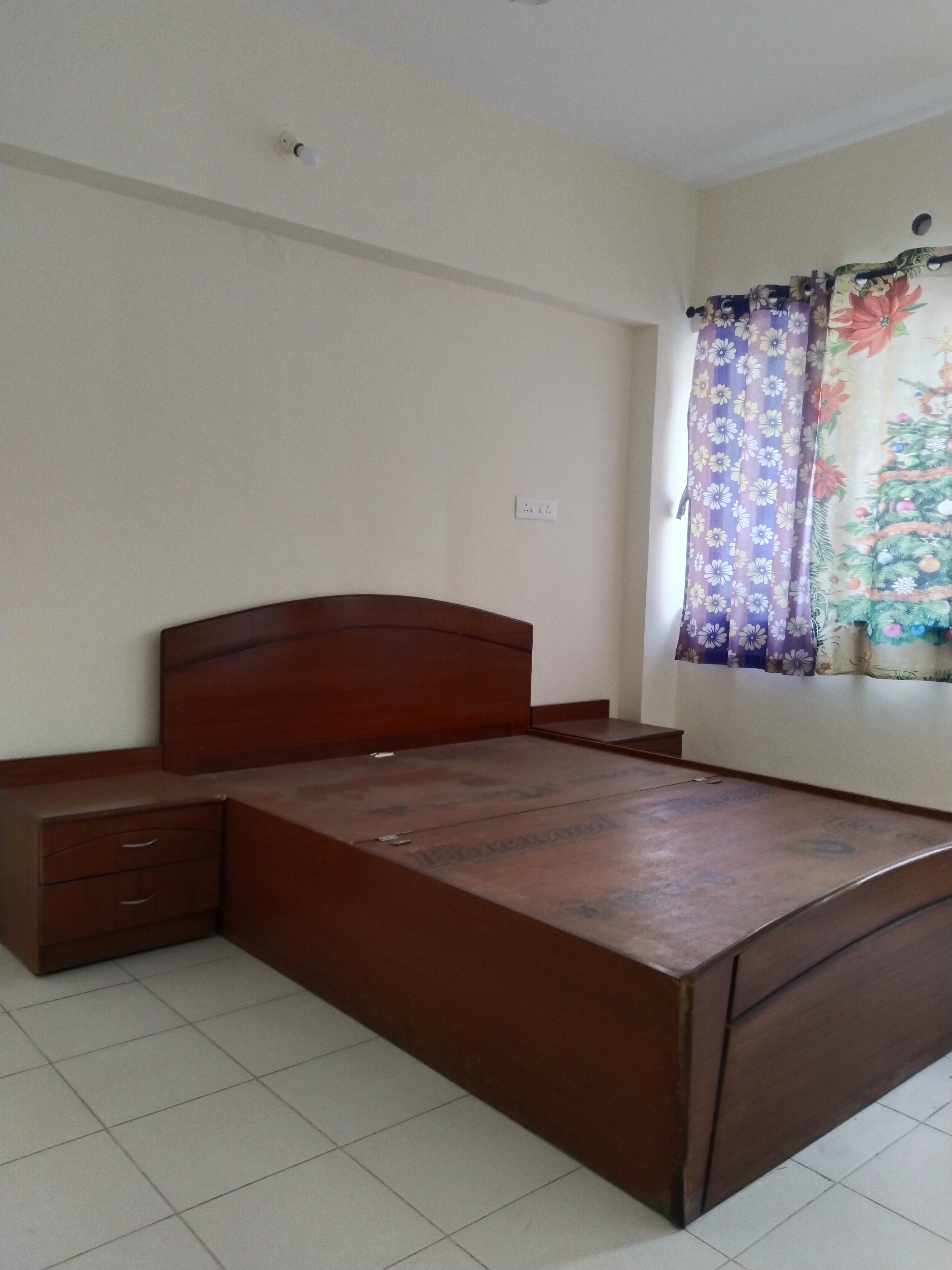 4 BHK + Pooja Room Apartment For Sale in Grafficon Apartment