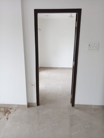 Room in 2 BHK Apartment at Ossia Prem Ratan, Borivali West – for Rent