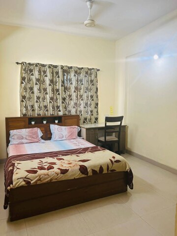 Bedroom in 2 BHK Apartment at Kumar Primavera, Wadgaon Sheri – for Rent
