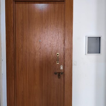  2 BHK Apartment at Gaur The Hub, Gaur Yamuna City – for Rent