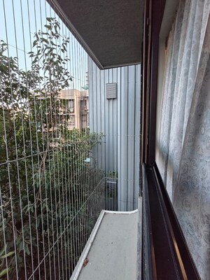 2 BHK Apartment For Sale in Kakad West End, Andheri West