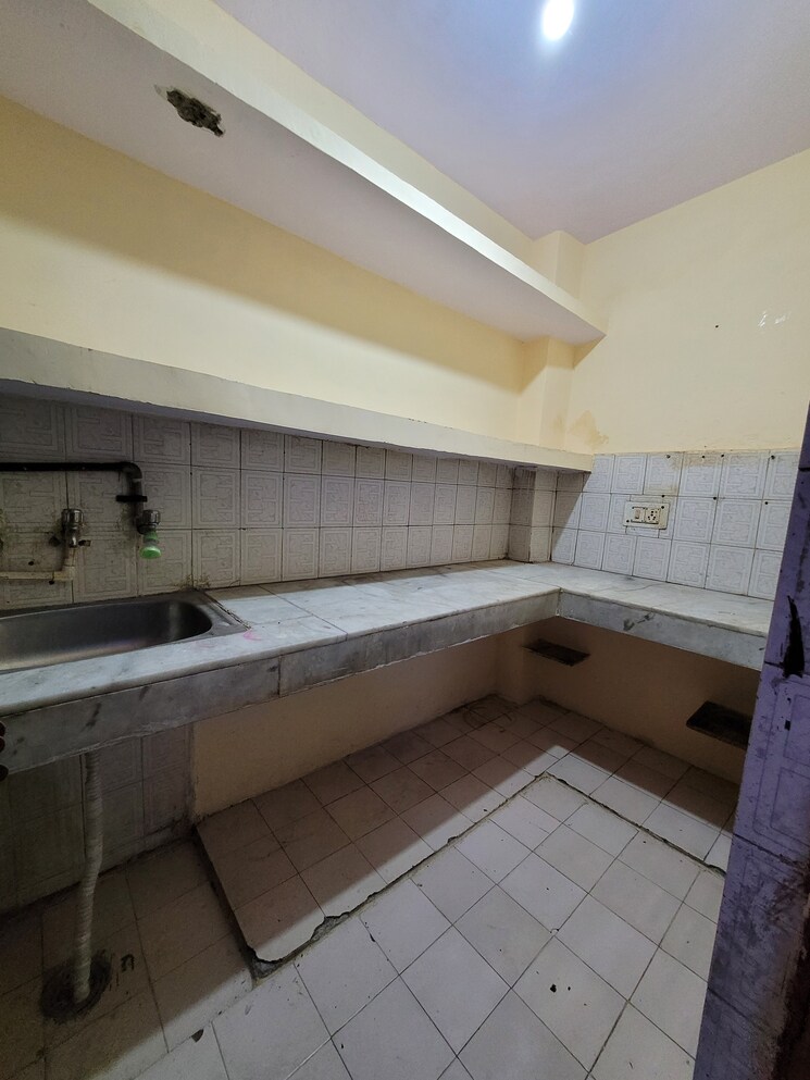 Kitchen, dilshad garden 1 Bedroom 450 Sq.Ft. Apartment In Dilshad Garden Delhi 8973136