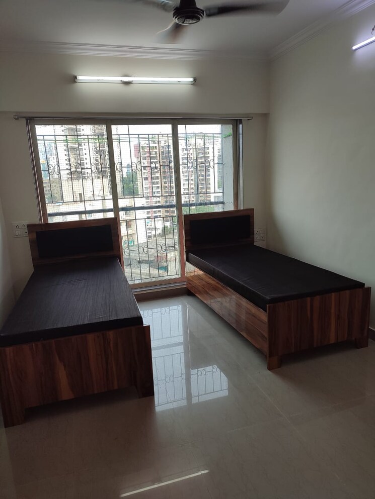 Living Room, malad east Pg For Boys & Girls In Malad East 8973149