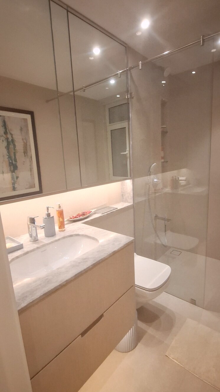 Bathroom, dlf-the-westpark 5 Bedroom 3030 Sq.Ft. Penthouse In Andheri West Mumbai 8973155