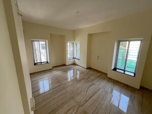 Master Bedroom in 4 BHK Apartment at Deccan Gymkhana – for Sale