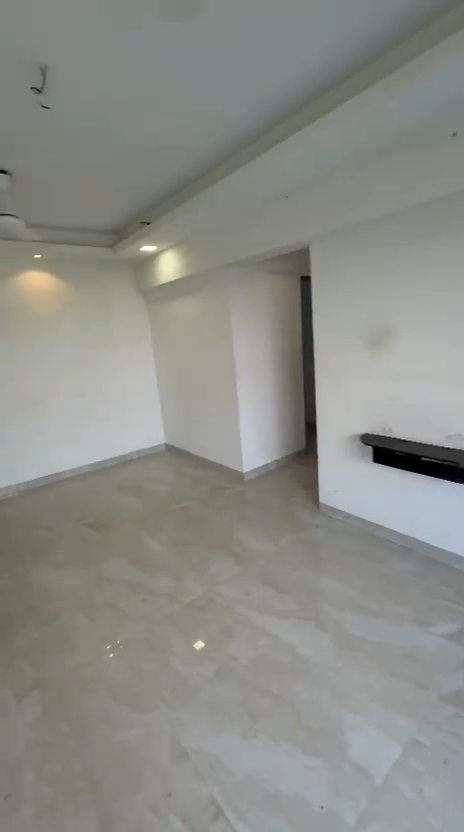 2 BHK 750 Sq.Ft. Apartment in Platinum Life