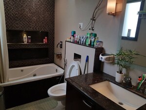 Attached Bathroom in 3 BHK Builder Floor at Sector 21c – for Sale