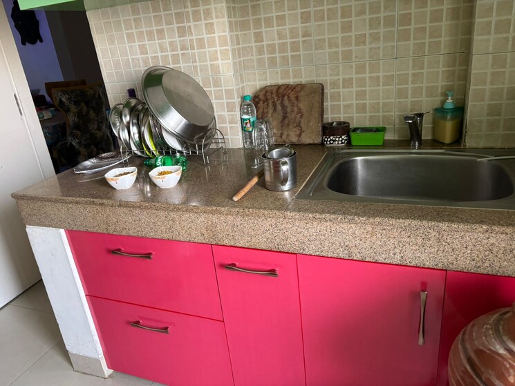 Team Area, emaar-gurgaon-greens 3 Bedroom 1650 Sq.Ft. Apartment In Sector 102 Gurgaon 8973196