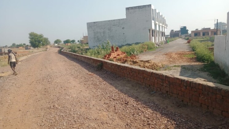 undefined, klj-noida-one  70 Sq.Yd. Plot In Sector 62 Noida 8973203