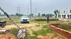 Plot For Sale in Ideal Greens