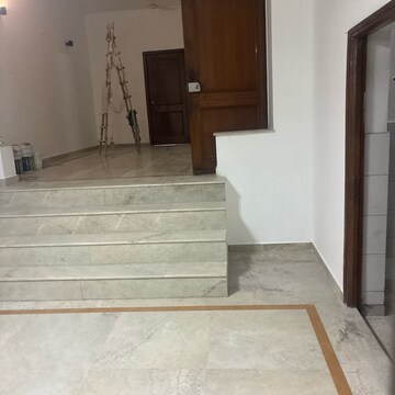 Room in 3.5 BHK Independent House at RWA Apartments Sector 15, Sector 15 – for Rent