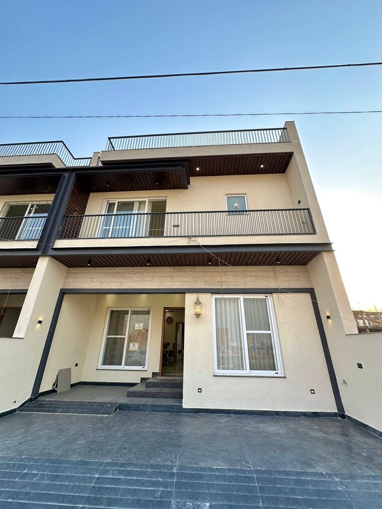 Exterior View, sector 115 5 Bedroom 150 Sq.Yd. Independent House In Sector 115 Mohali 8973225