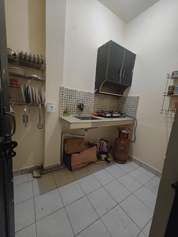 Team Area, chaudhary-deshraj-complex 2 Bedroom 650 Sq.Ft. Builder Floor In Sector 22 Noida 8973228