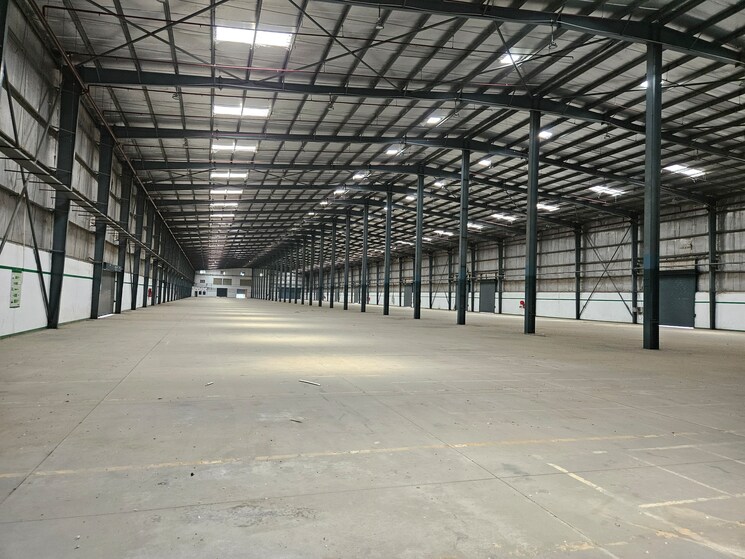  Parking, bilaspur kalan Commercial Warehouse 130000 Sq.Ft. In Bilaspur Kalan Gurgaon 8973237