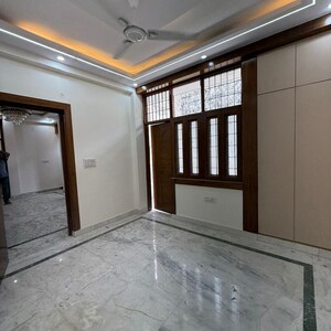 Room in 2.5 BHK Apartment at Apex Anuradha Sehkari Awas, Vaishali Sector 3 – for Sale