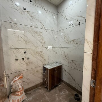 2.5 BHK Apartment at Apex Anuradha Sehkari Awas, Vaishali Sector 3 – for Sale