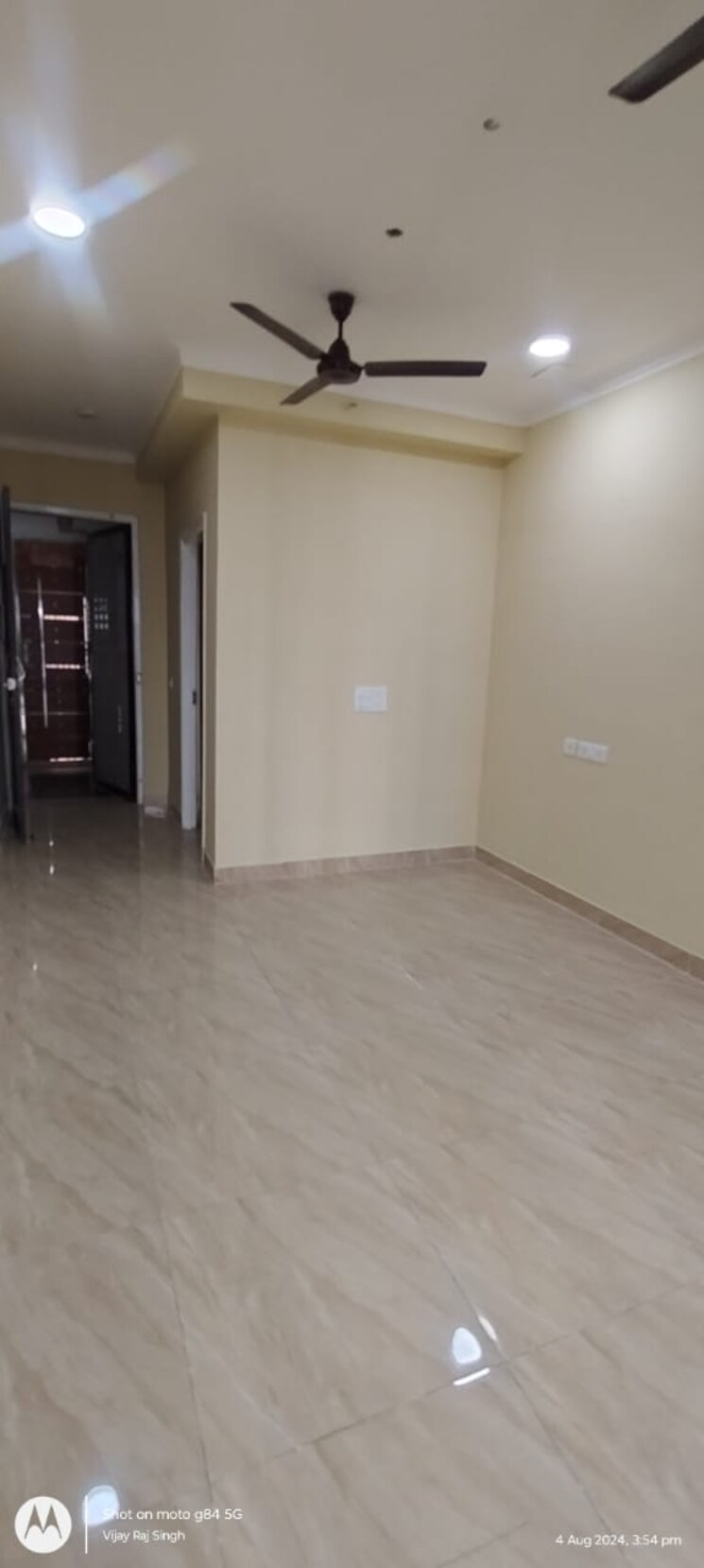 Room, gaur-city-1st-avenue 3 Bedroom 870 Sq.Ft. Apartment In Sector 4 Greater Noida Greater Noida 8973245