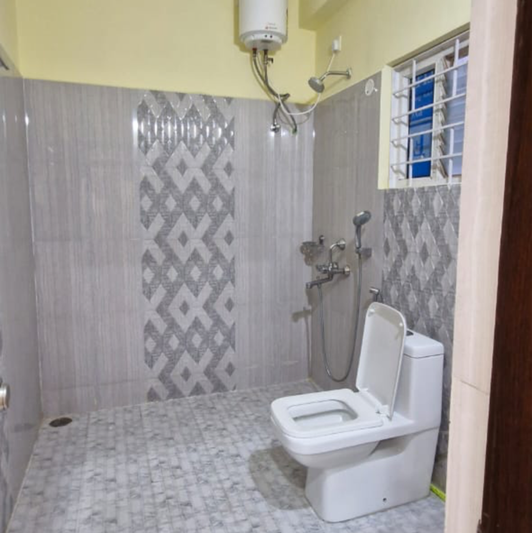 Bathroom, kondapur 3 Bedroom 2000 Sq.Ft. Builder Floor In Kondapur Hyderabad 8973253