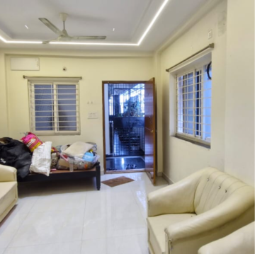 Bedroom in 3 BHK Builder Floor at Kondapur – for Rent