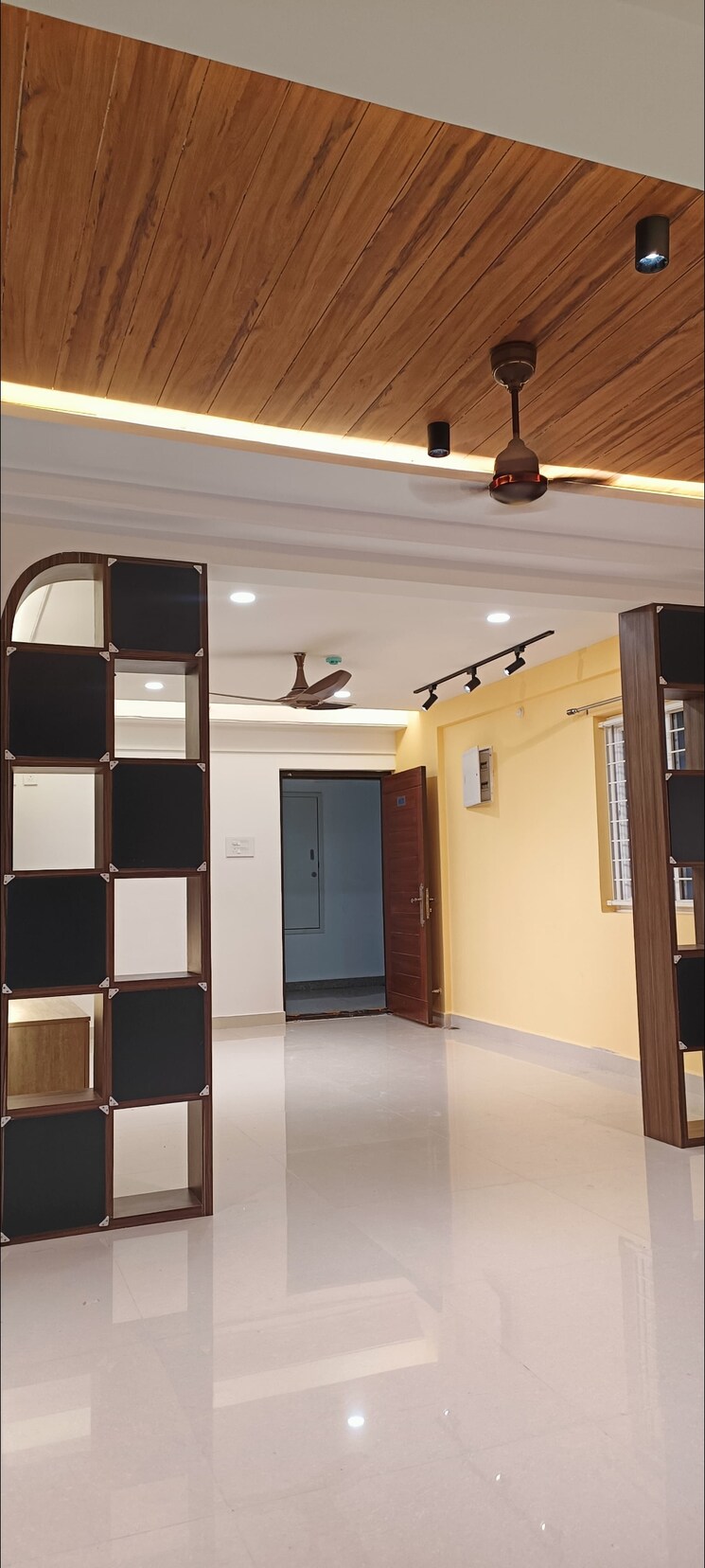 Team Area, smr-vinay-iconia-hyderabad 3 Bedroom 1800 Sq.Ft. Apartment In Kondapur Hyderabad 8973288