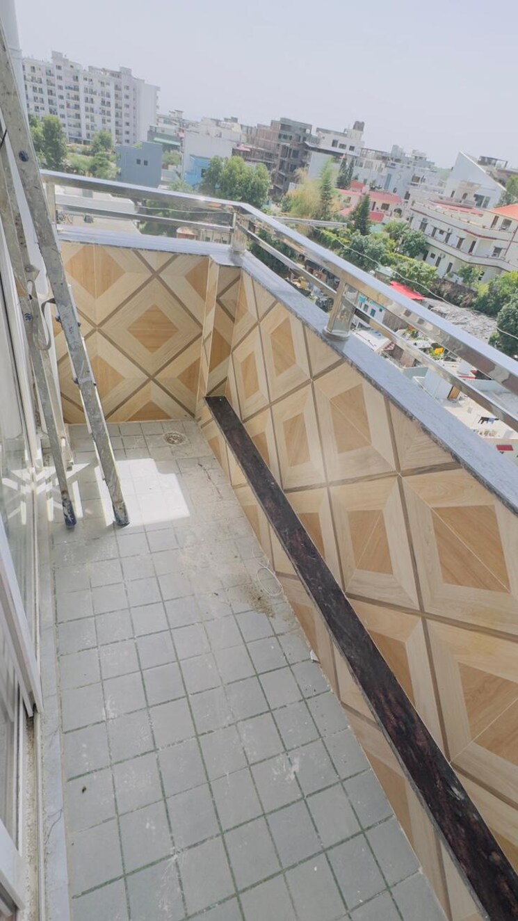 Balcony, sahastradhara road 3 Bedroom 2000 Sq.Ft. Builder Floor In Sahastradhara Road Dehradun 8973291